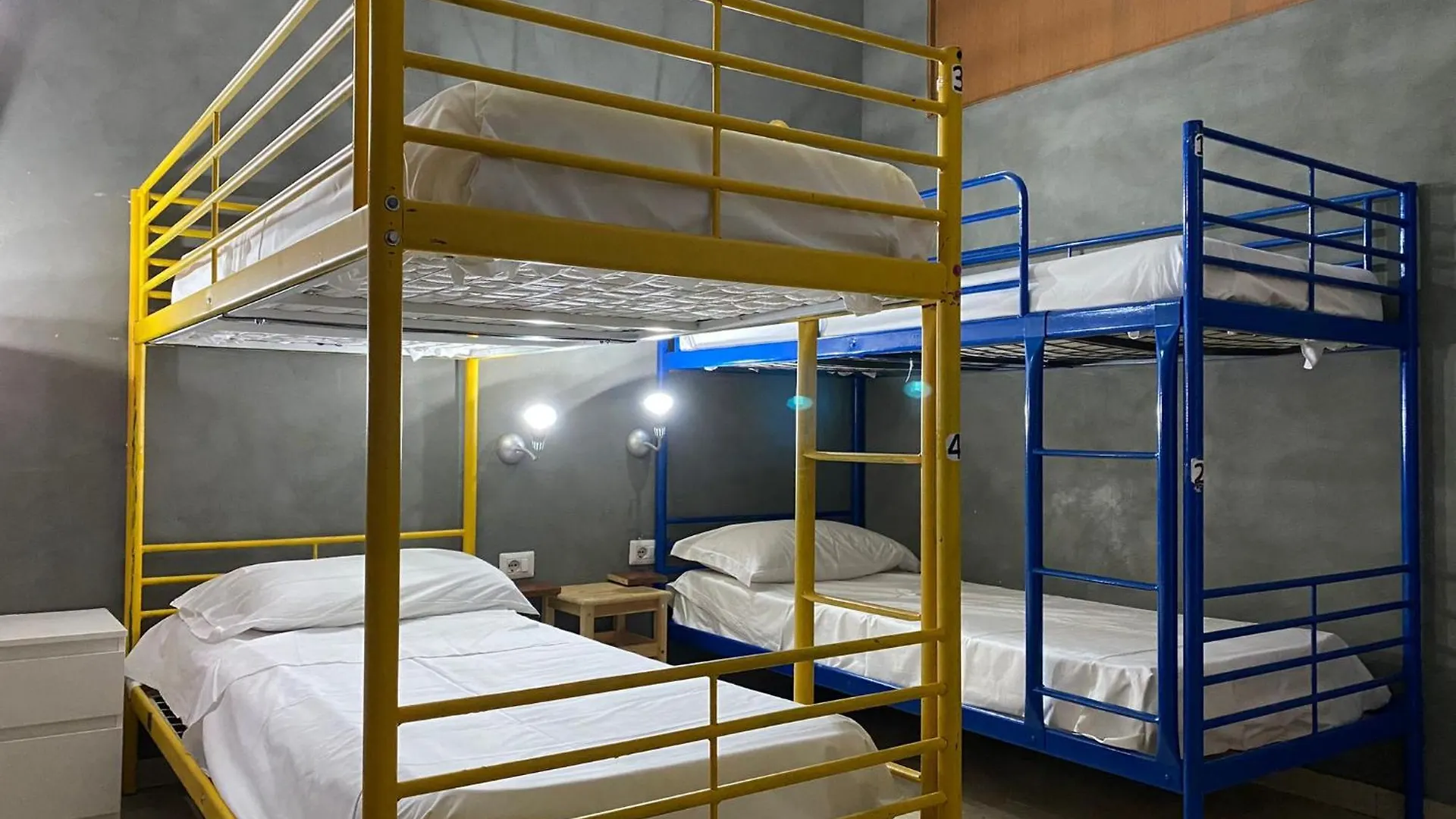 Pensjonat Lion University&Youth Hostel Milano 2